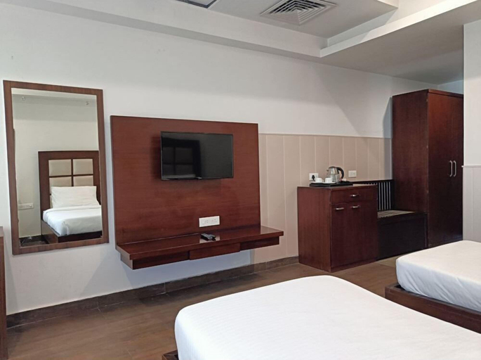 Bedroom 4, Royal Palm Resort, Hisar