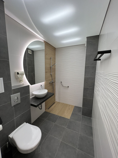 Bathroom 4, Hotel Bistra & Galina, Rousse