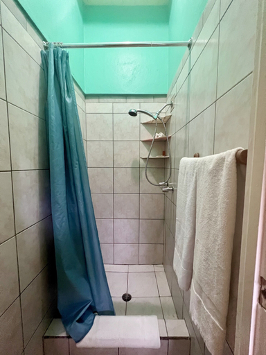 Bathroom 4, Azure Hotel and Art Studio