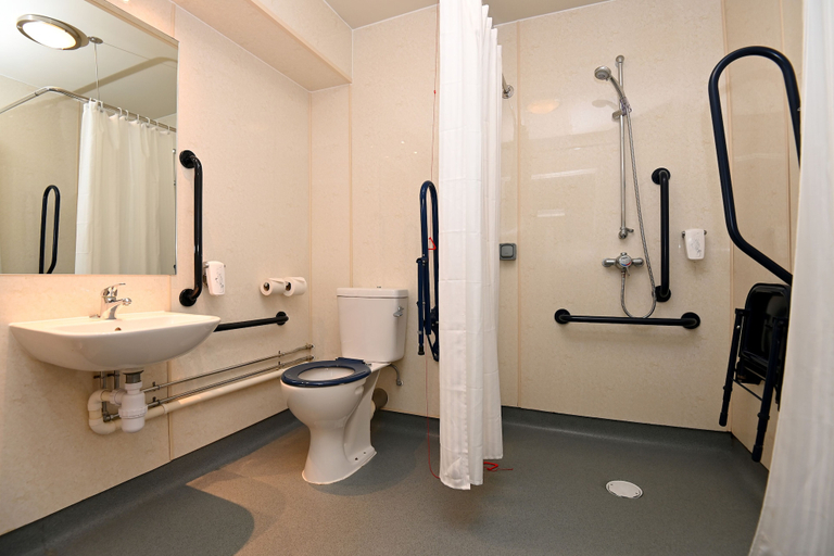 Bathroom 4, Penny Hedge, Whitby by Marston's Inns, North Yorkshire