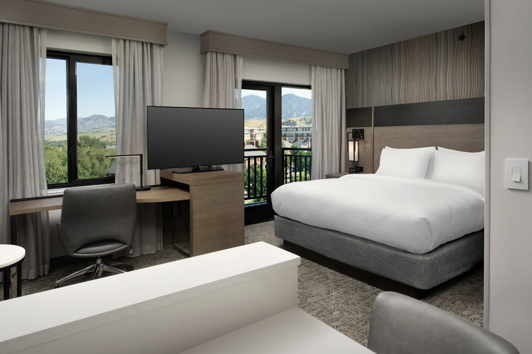 Bedroom 3, Residence Inn by Marriott Bozeman Downtown, Gallatin