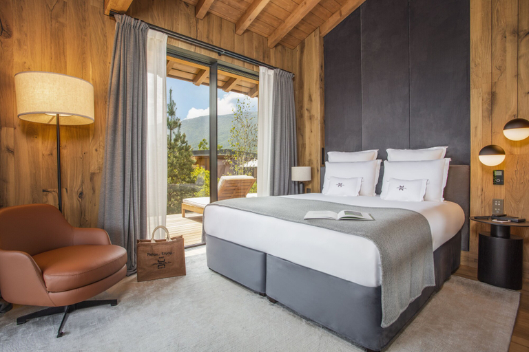 Bedroom 3, Jiva Hill Resort - Genève, Ain