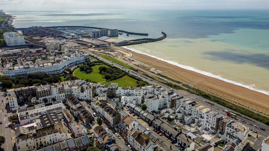 Exterior & Views 2, Kemptown Coastal By My Getaways, Brighton and Hove