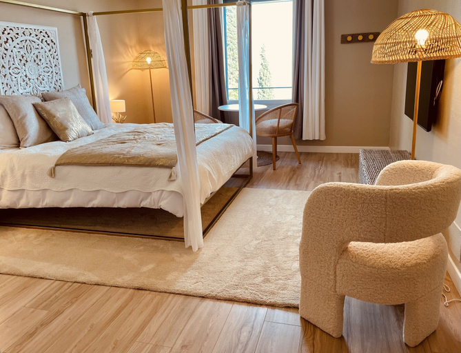 Bedroom 2, La Lagune, Aude