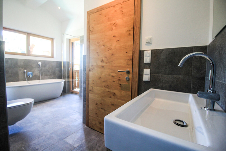 Bathroom 3, First IN Mountain Chalets by we rent, Zell am See