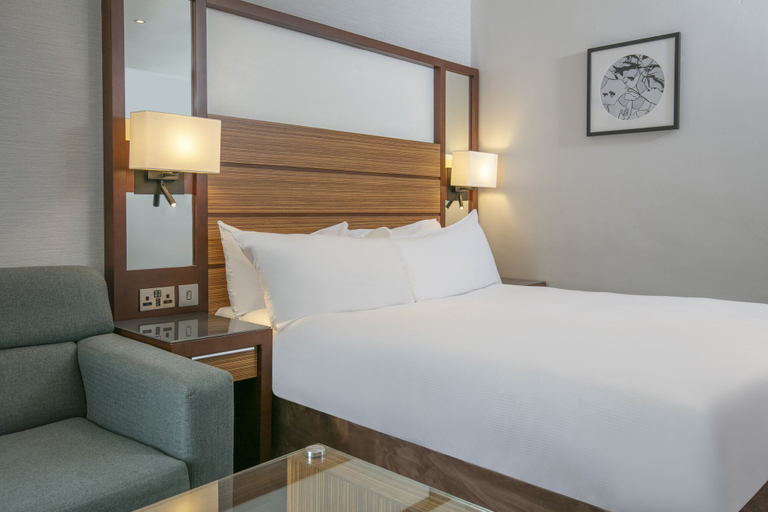 Bedroom 3, Ashford International Hotel & Spa, Kent
