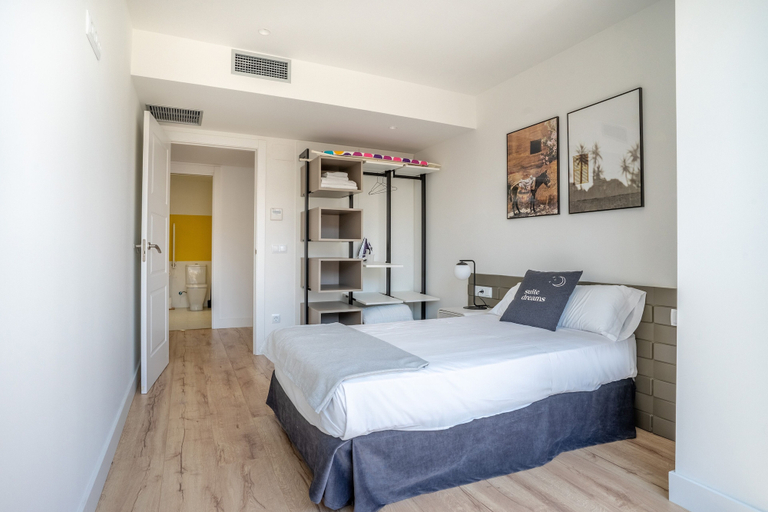 Bedroom 2, Limehome Haro Calle de la Vega, La Rioja