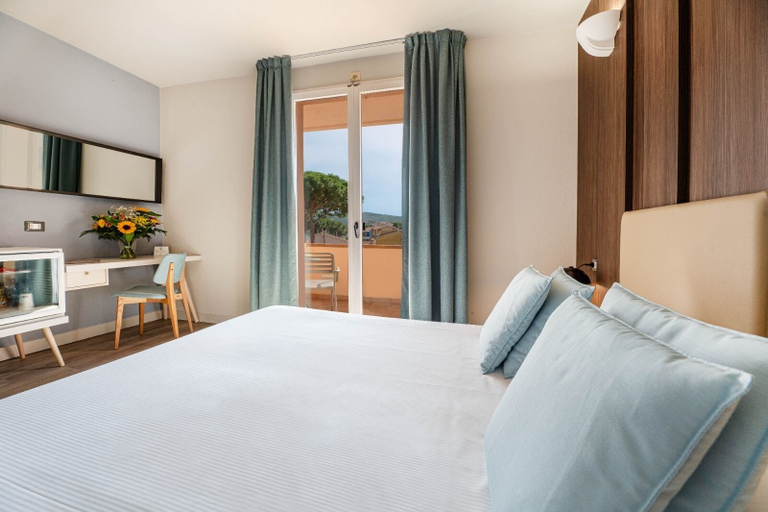 Bedroom 3, Hotel Riva Del Sole, Livorno