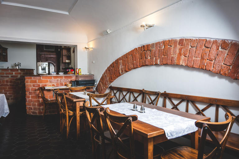 Food & Drinks 4, U České koruny, Hradec Králové