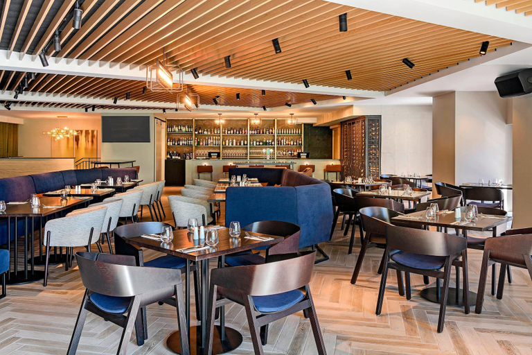 Food & Drinks 5, Four Points by Sheraton Auckland, Waitakere