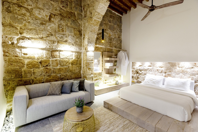 Bedroom 4, Akotika Boutique