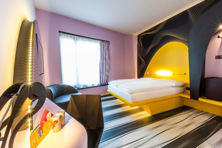 Bedroom 10