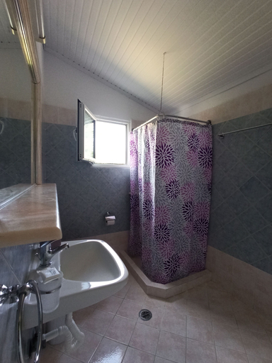 Bathroom 5, Demis Apartments, Ionian Islands