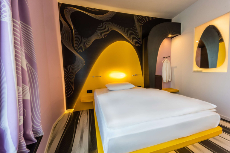 Bedroom 10
