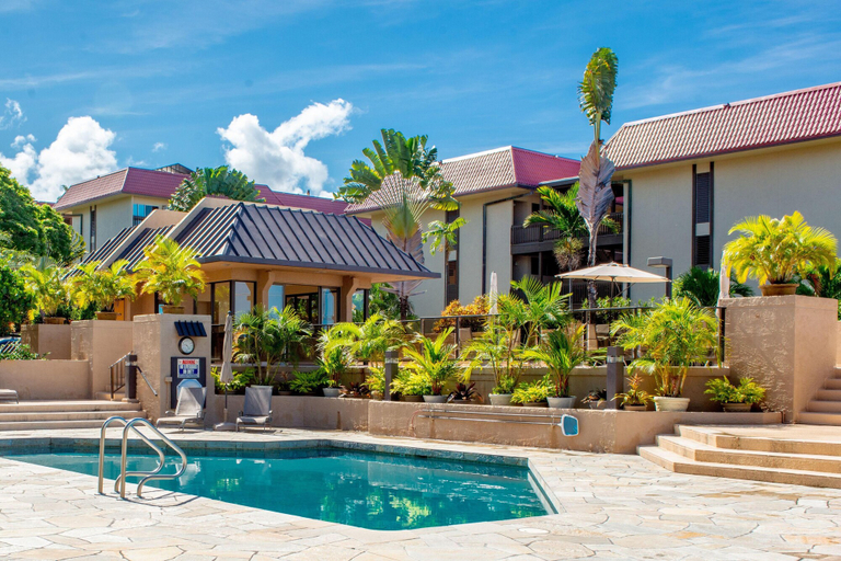 Sport & Beauty 4, Kona Pacific A102, Hawaii