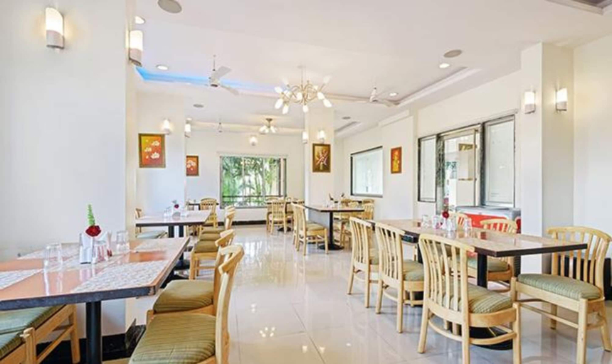 Food & Drinks 3, Fabhotel Prime Kb'S Grand, Ahmadnagar