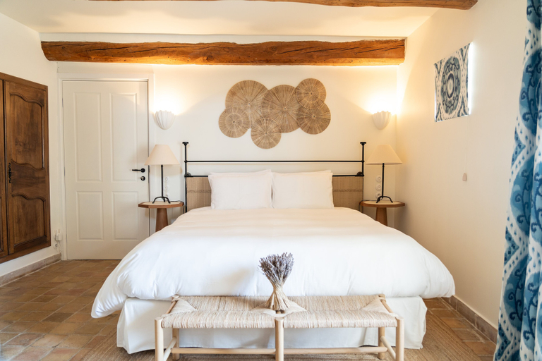 Bedroom 3, Château les Crostes, Var