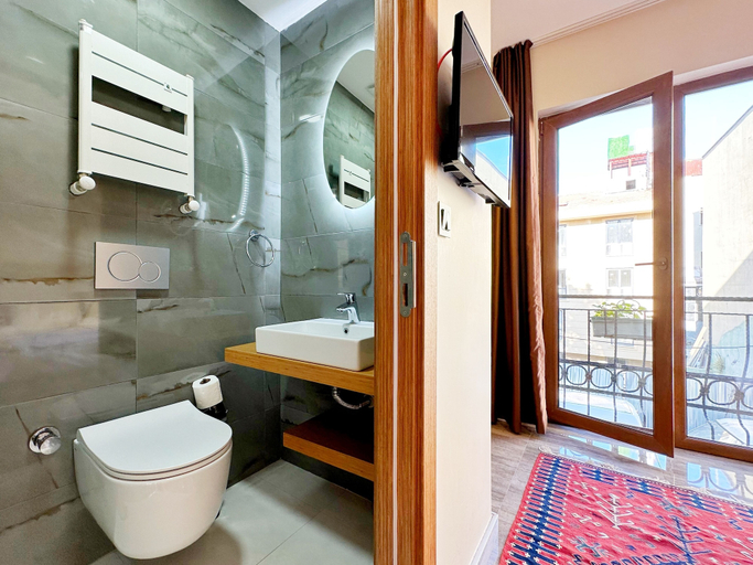 Bathroom 5, Sultan Pier Hotel, Fatih