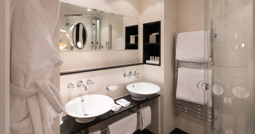 Bathroom 4, Chewton Glen Hotel & Spa, Dorset