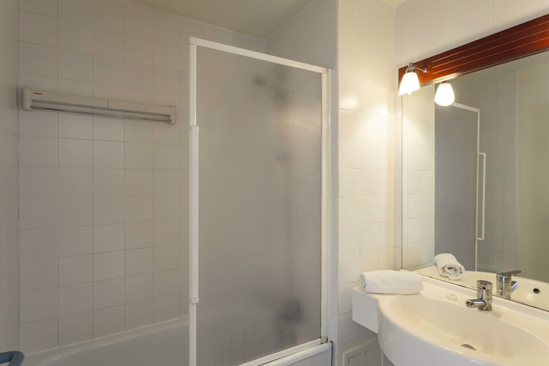 Bathroom 4, Belambra Clubs Les Menuires - Neige Et Ciel, Savoie
