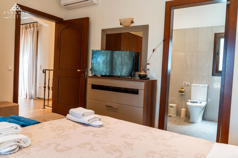 Bedroom 2, Luxury Villa Jupiter, Ionian Islands