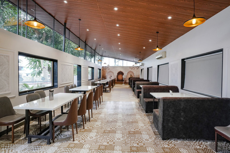 Food & Drinks 3, Fabhotel Prime Shahu, Nashik