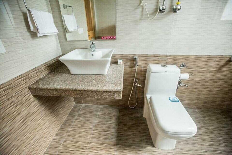 Bathroom 5, Hotel Sky Heaven, Kullu