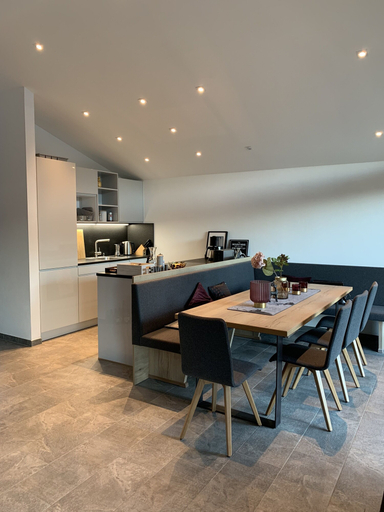 Food & Drinks 4, First IN Mountain Chalets by we rent, Zell am See