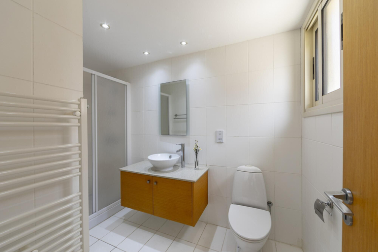 Bathroom 3, Protaras Beachfront Villa Pietra
