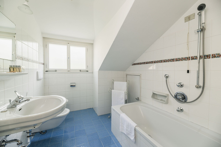 Bathroom 3, Aquila Dolomites Residence, Bolzano