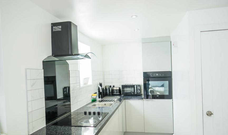 Others 5, Luxurious 1 bed Apartment for a Perfect Getaway, Kent