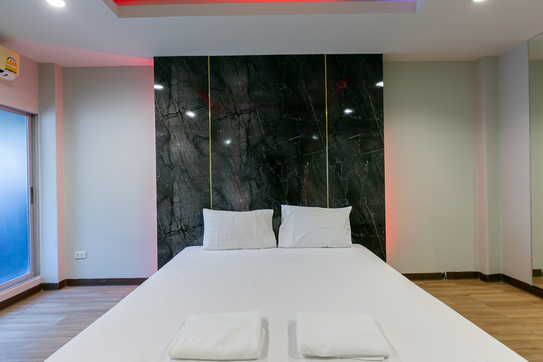 Bedroom 3, Deeden Pattaya Resort, Pattaya