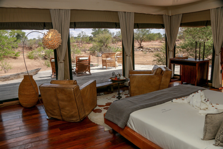 Bedroom, Koro River Camp, Tuli