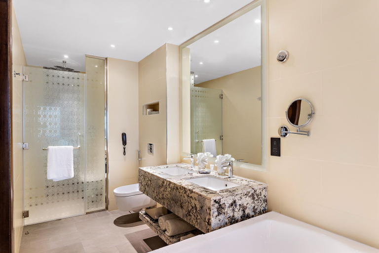 Bathroom 5, Ramee Dream Hotel Downtown, Dubai