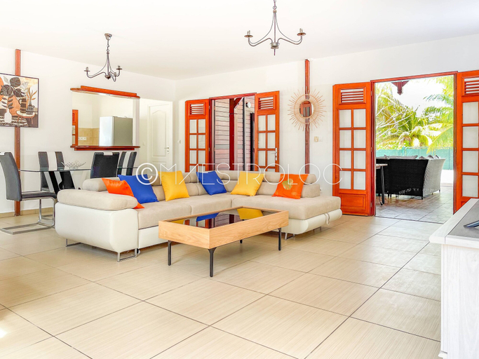 Others 4, Villa Exotique, Le Moule