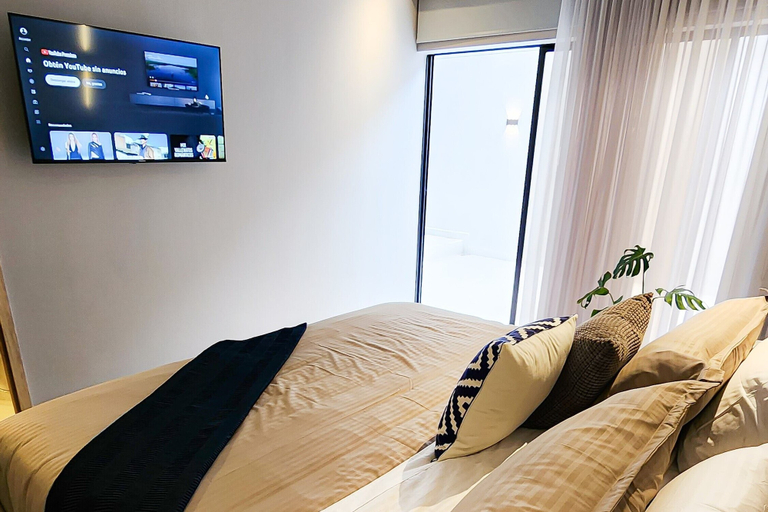 Bedroom 2, Luxury Home In Las Lomas, Medellín
