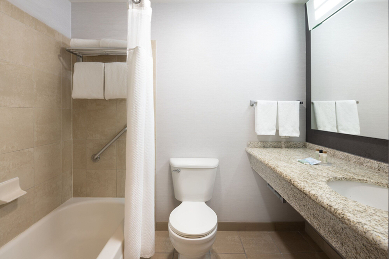 Bathroom 5, Courtyard by Marriott Santa Fe, Santa Fe