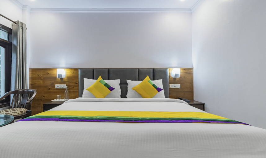 Bedroom 4, Itsy Hotels Peak View, 300 Mts From Mall Road, Dehradun