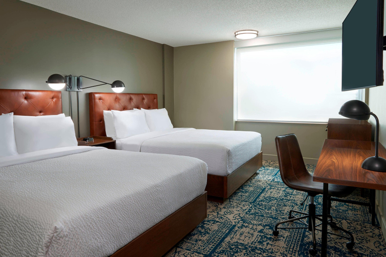 Bedroom 3, Four Points by Sheraton Toronto Airport, Peel