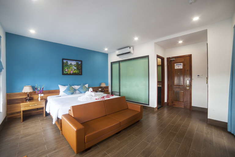Bedroom 4, Royal Khanh Hotel, Tuy Hoa