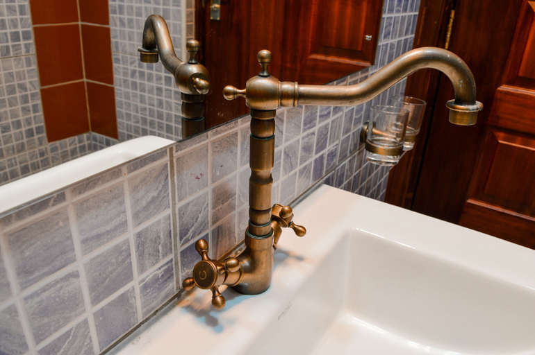 Bathroom 4, Jewelstone Hotel, Westlands