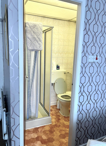 Bathroom 3, The Cosy Nook, Blackpool
