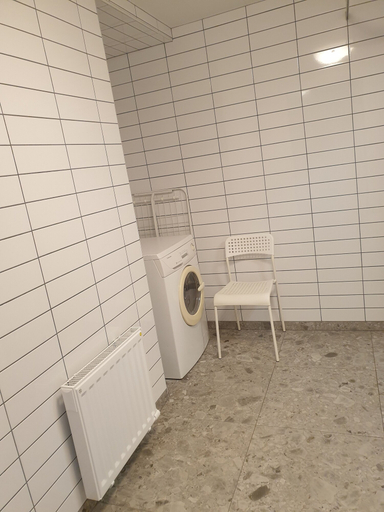Bathroom 2, Rum på Österlen, Simrishamn