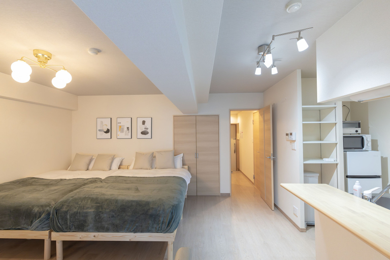 Bedroom 3, Ocean Nippombashi Higashi, Osaka