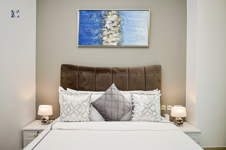 Room 5, BRZ - Budget studio with balcony, Dubai