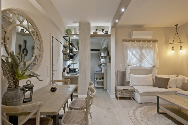 Others 3, Stylish Apartment at Pagrati, Attica