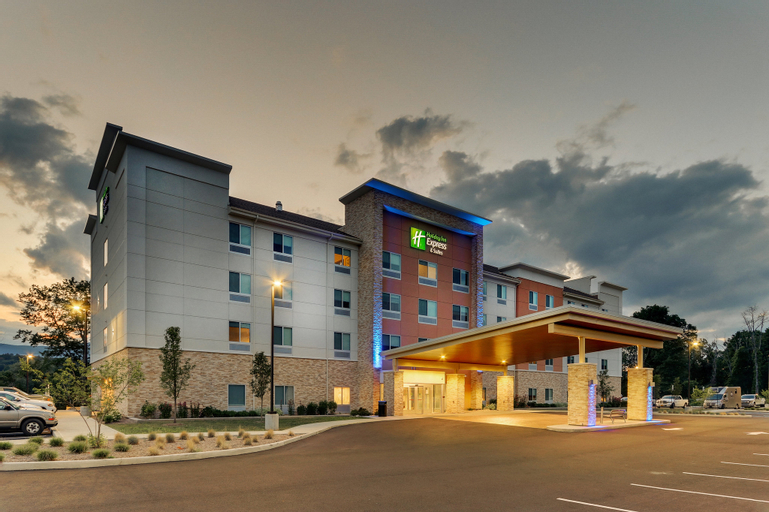 Exterior & Views 1, Holiday Inn Express & Suites Saugerties - Hudson Valley, Ulster