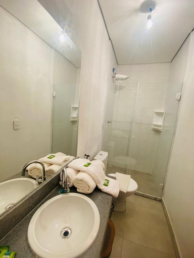 Bathroom 4, POUSADA CHARLOTTE 2, Tiradentes
