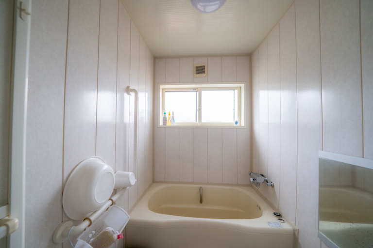 Bathroom 3, Minpaku Ota Building No.2, Otaru