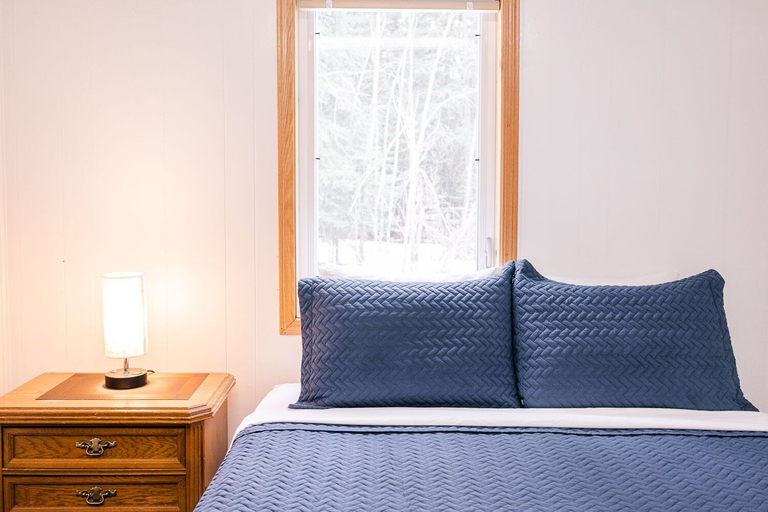 Bedroom 2, Delta Lodge, Southeast Fairbanks